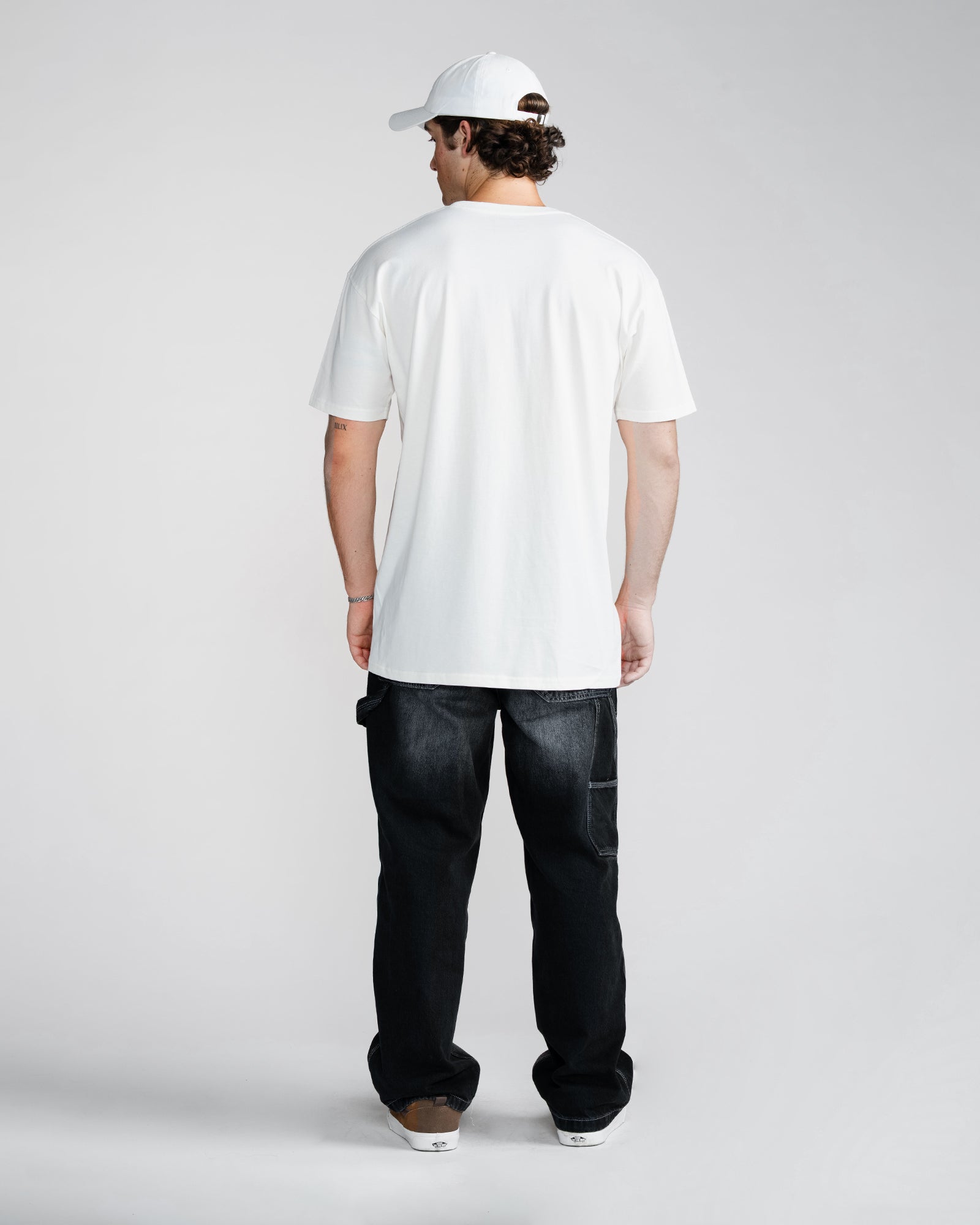 CRUISIN' VIBIN' TEE
