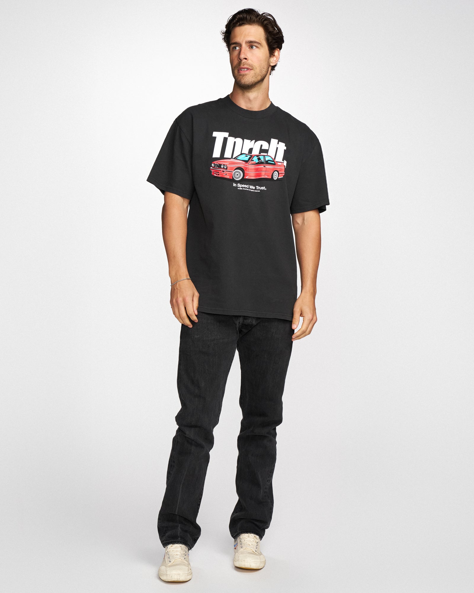 THE 80'S OVERSIZED BOX TEE