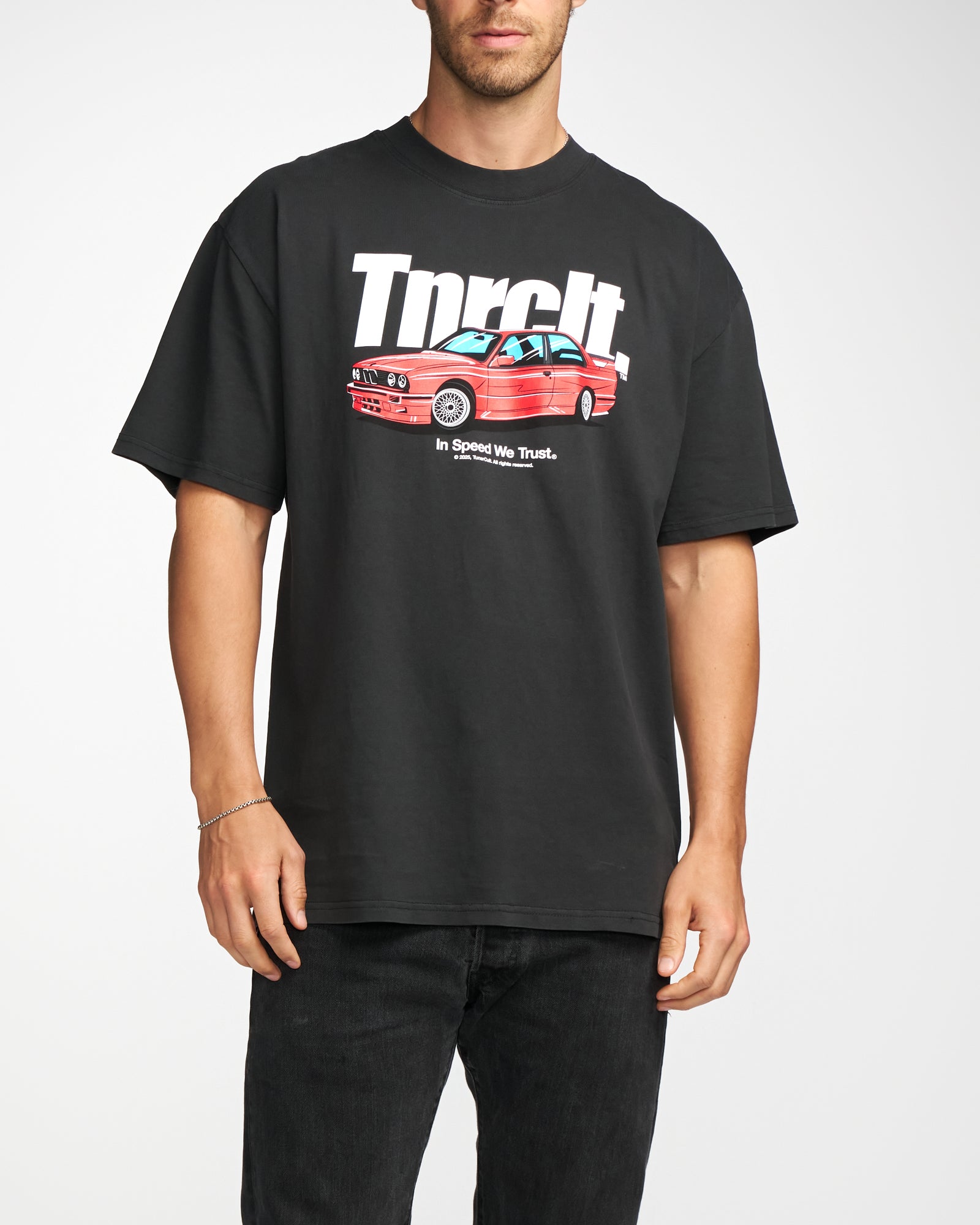 THE 80'S OVERSIZED BOX TEE