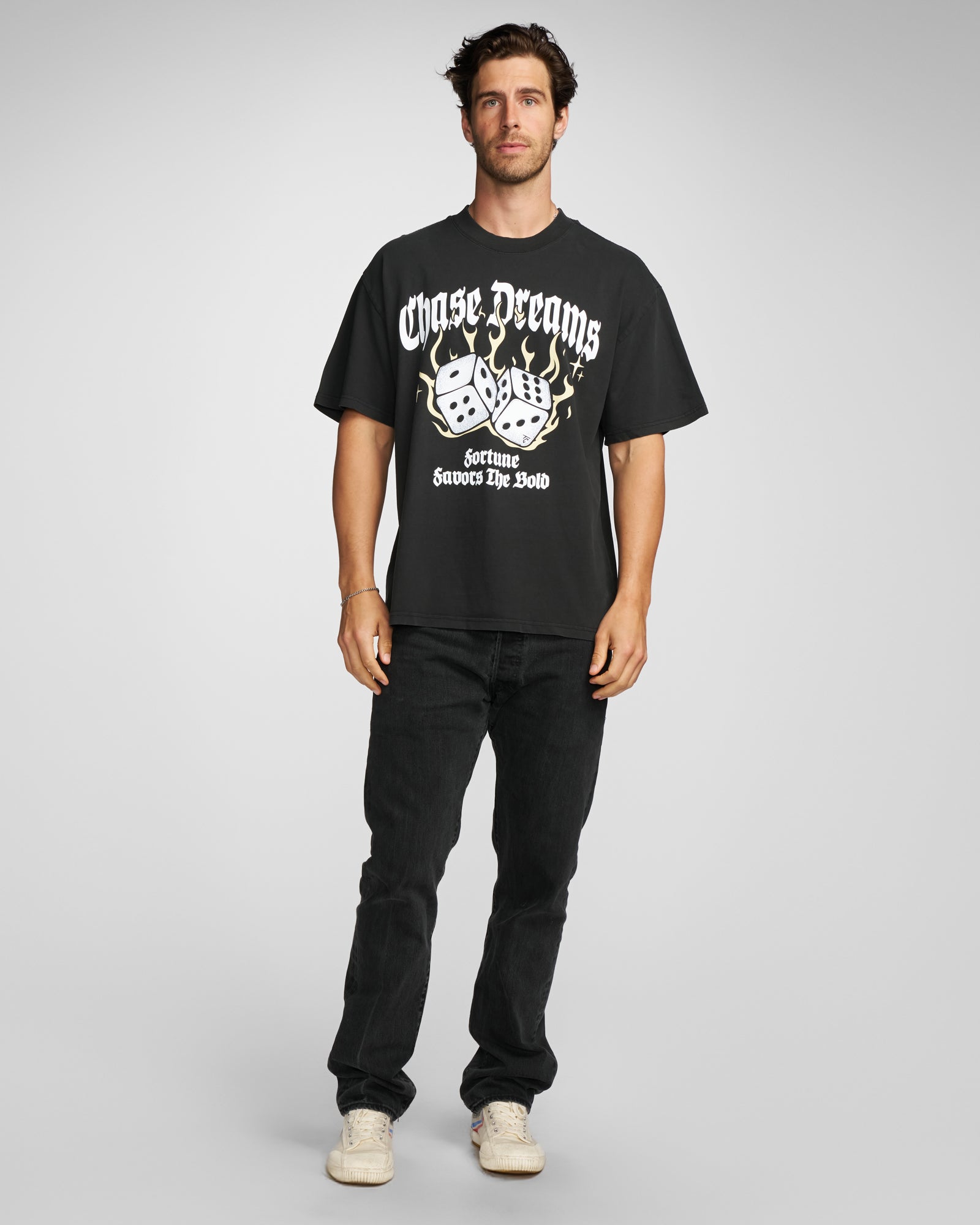 CHASE DREAMS OVERSIZED BOX TEE