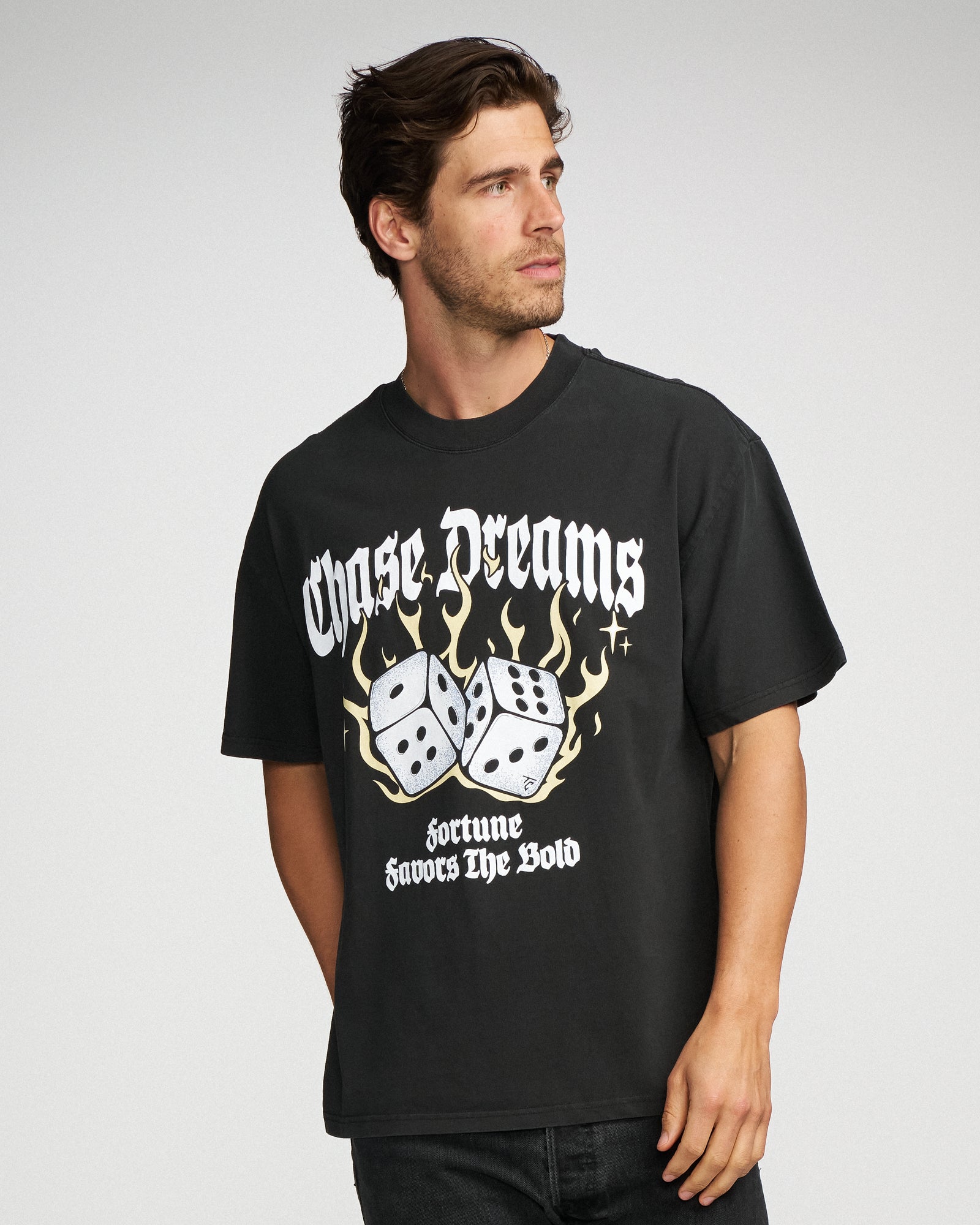 CHASE DREAMS OVERSIZED BOX TEE