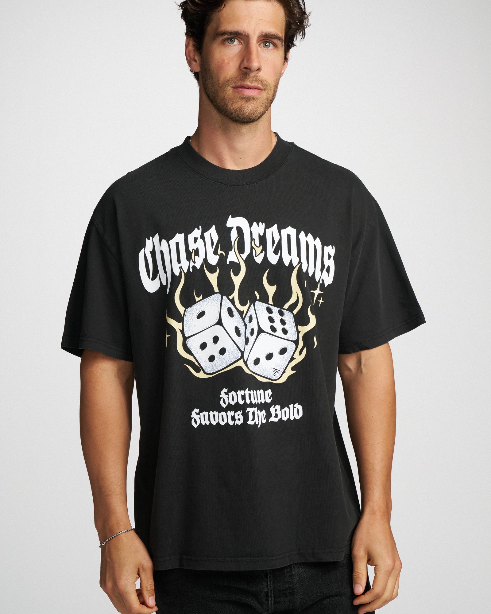 CHASE DREAMS OVERSIZED BOX TEE