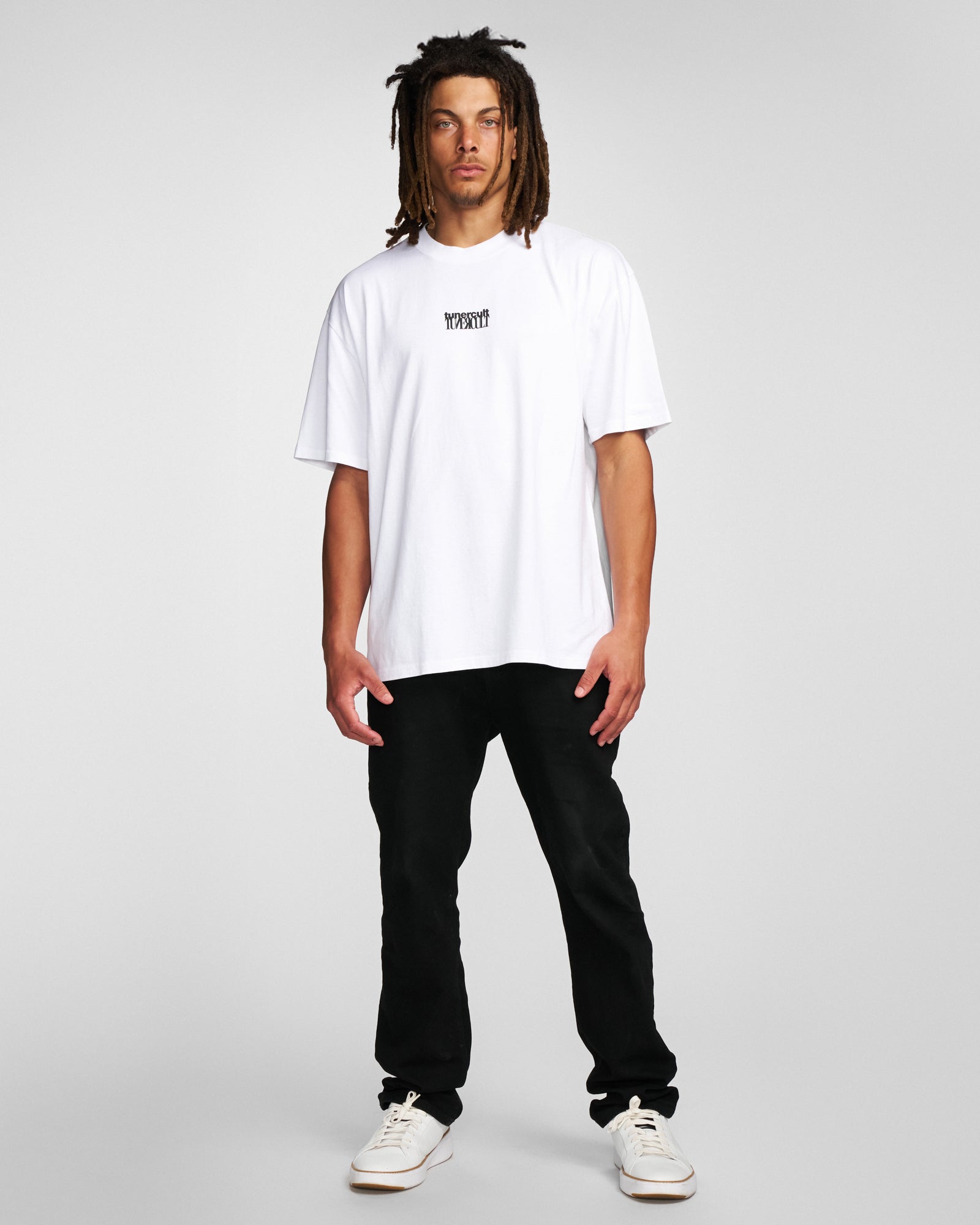 SANS SERIF OVERSIZED BOX TEE