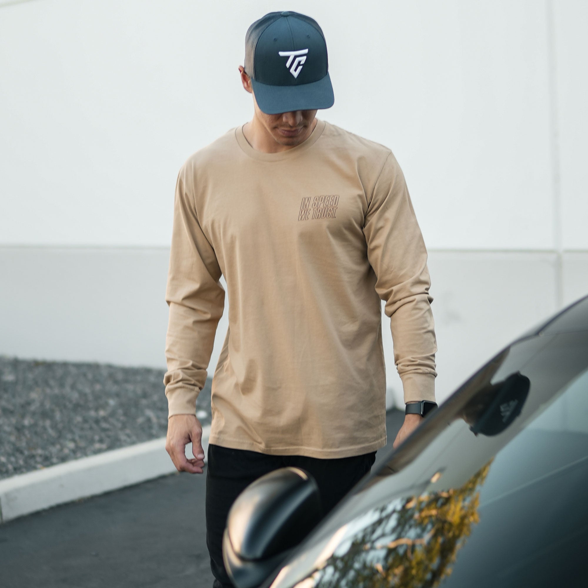 ISWT OUTLINE LONG-SLEEVE TEE