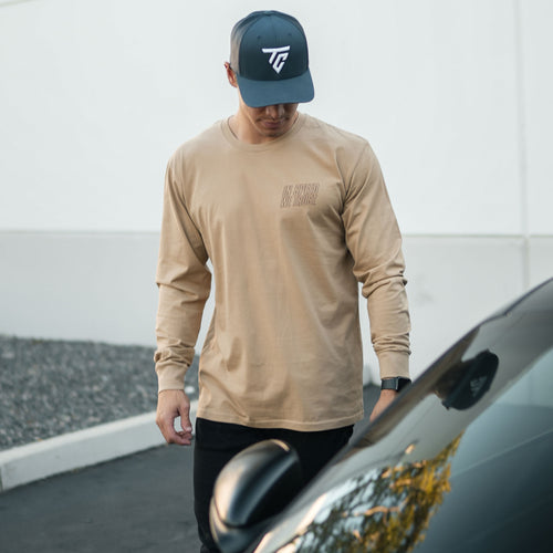 ISWT OUTLINE LONG-SLEEVE TEE