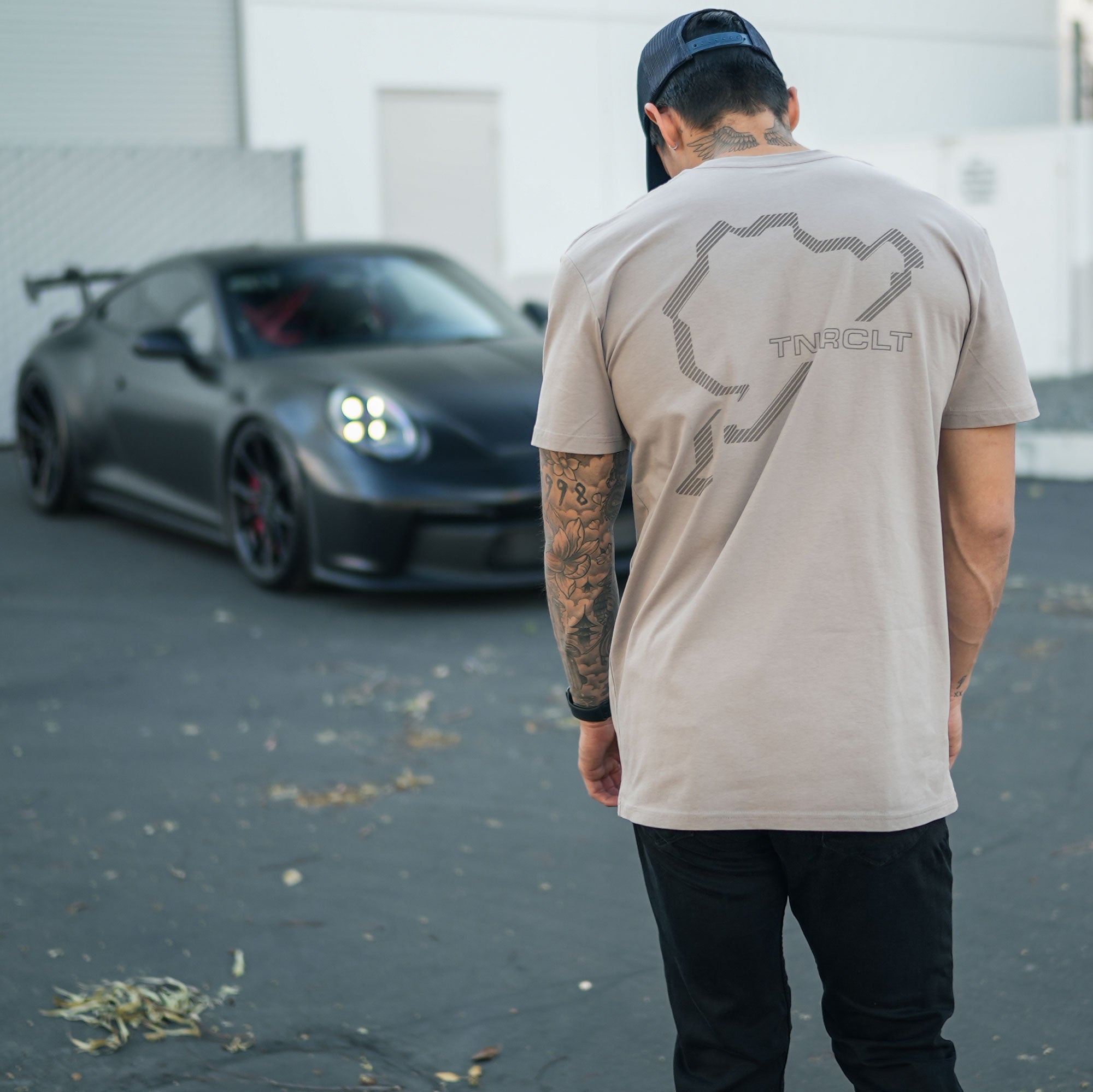 SCHNELL TEE